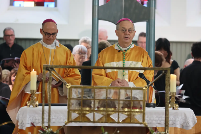 Commemorative Mass Image courtesy of Markus Hauck Commemorative Mass Image courtesy of Markus Hauck
